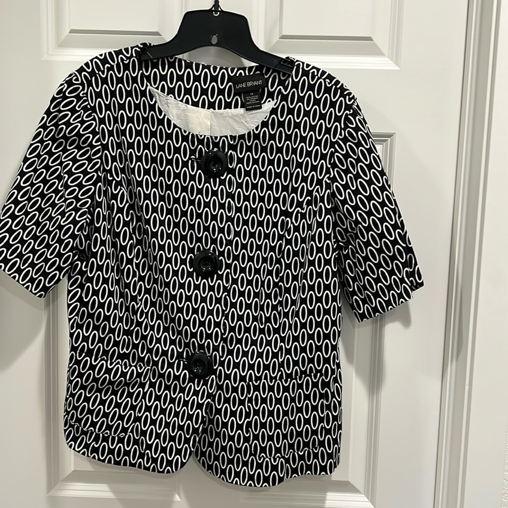 Lane Bryant jacket. Black-and-white oval pattern.